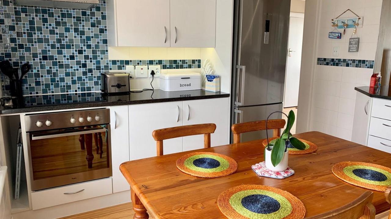 Modern Apartment With Stunning Sea Views Cape Town Ngoại thất bức ảnh